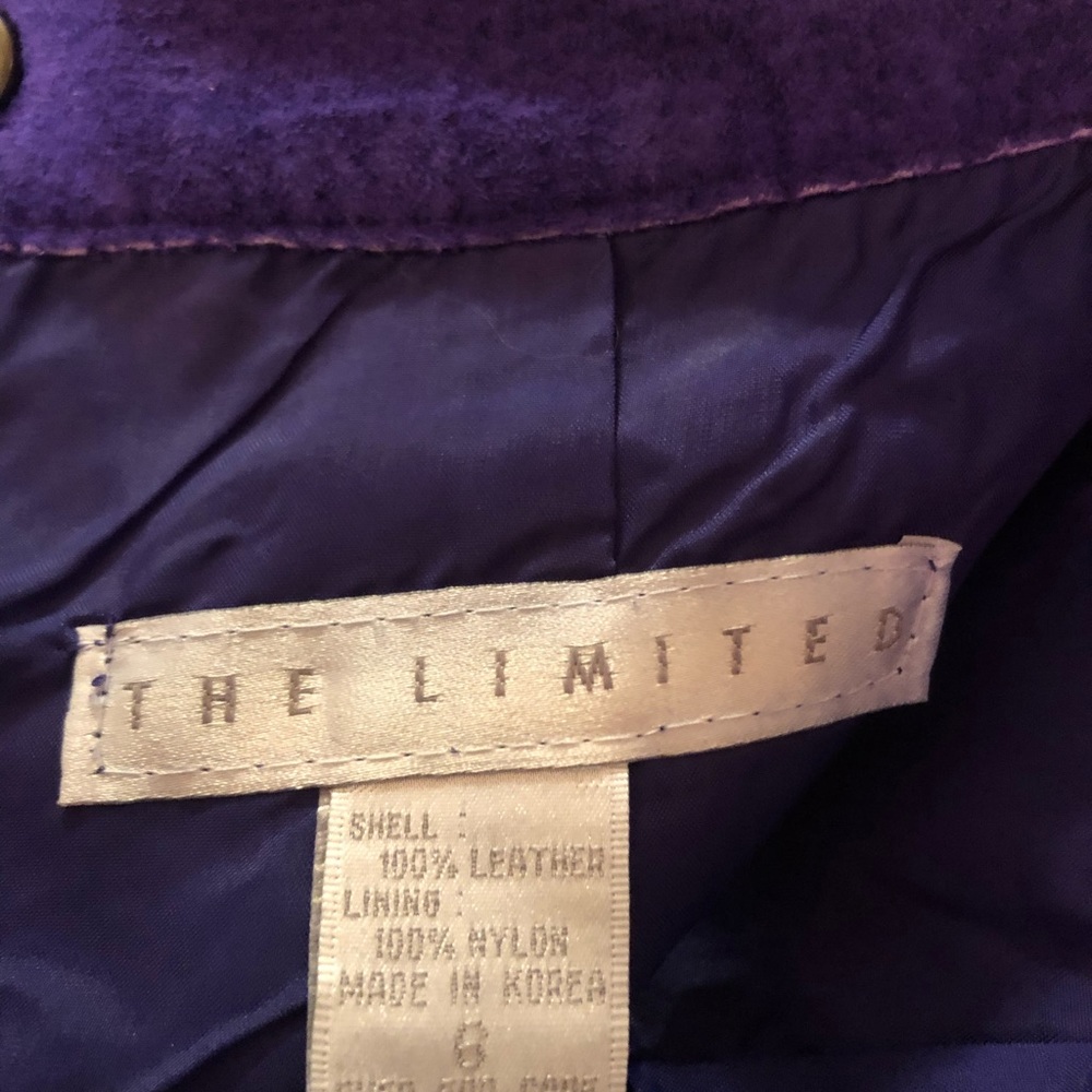 The LIMITED- Purple suede skirt. Size 6